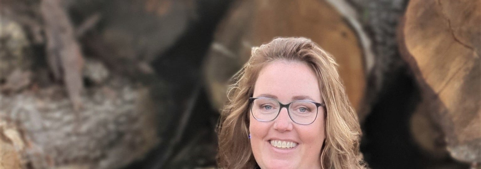Chantal-Webbink_close-up_690x690_acf_cropped-1