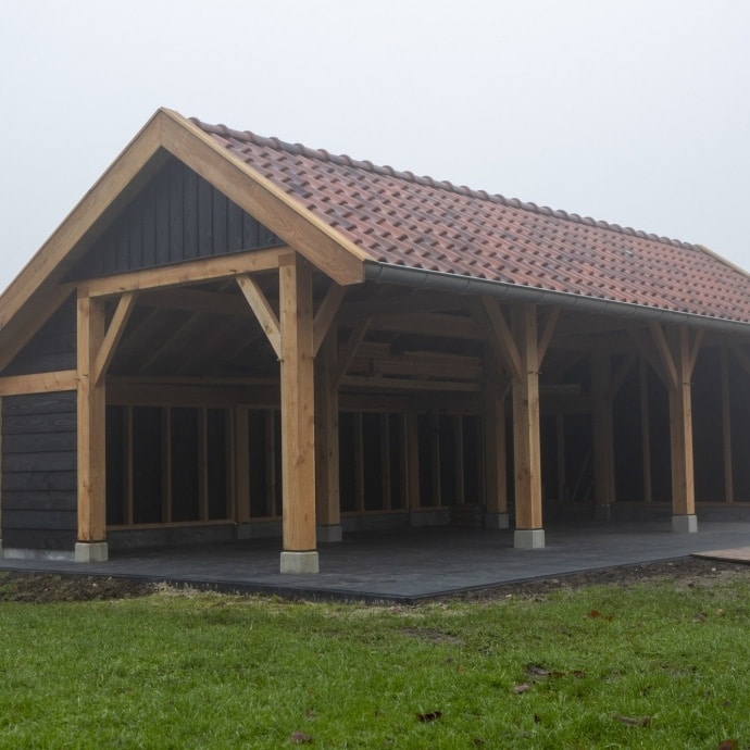 Houten-gebinten-1_690x690_acf_cropped_690x690_acf_cropped